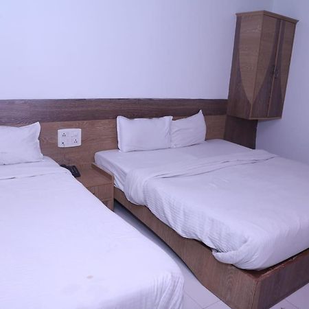 Hotel Kewal Inn Jalgaon Dış mekan fotoğraf